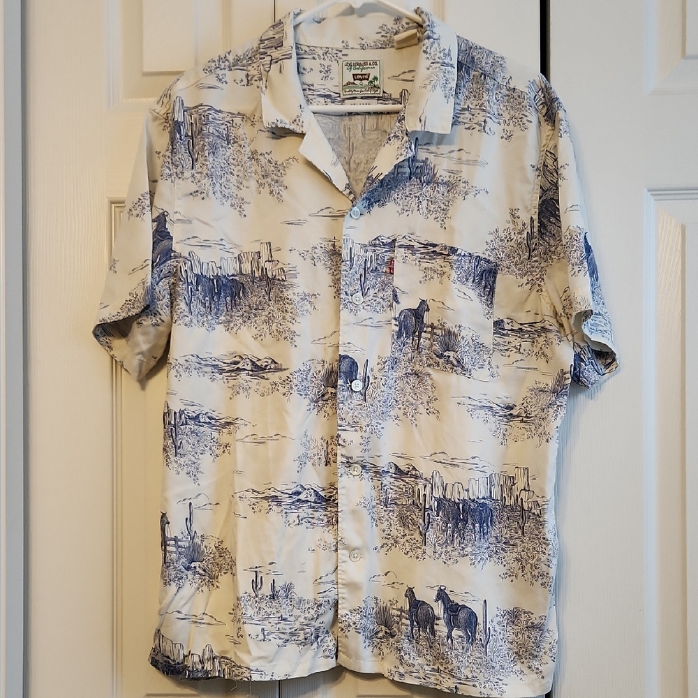 Levi Strauss Of CA Sunset Camp Western Desert All Over Print Button Down
